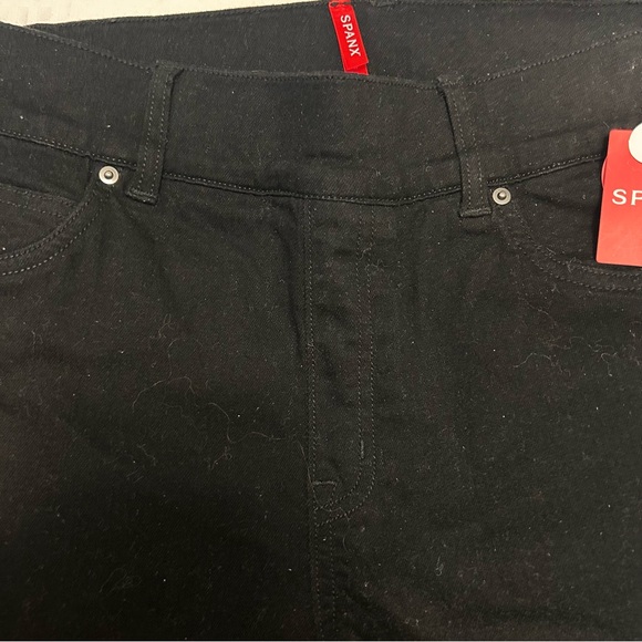 Spanx NWT Women's Black Skinny Jean Petite SZ: Lg 10-12 - Picture 11 of 11
